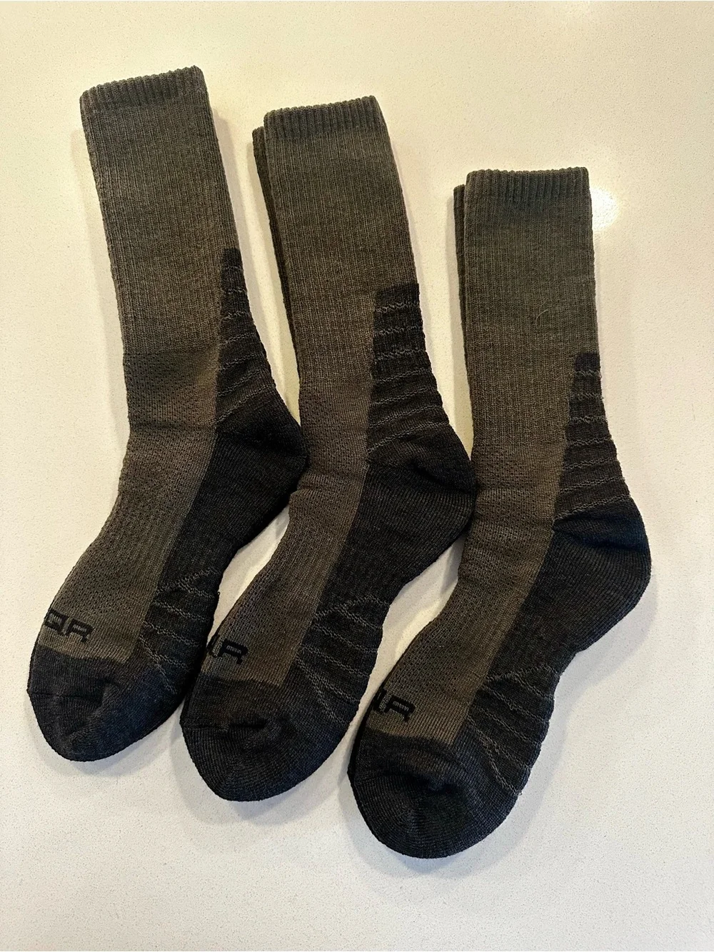 NWOT Unisex Military Performance Crew Socks in Dark Olive and Black - Pack 4